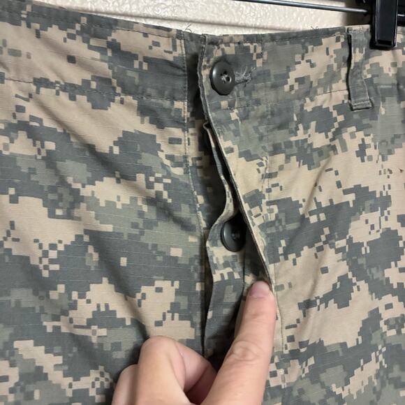 US Army Digi Camo Cargo Pants Mens Size M (Long) - Picture 4 of 8